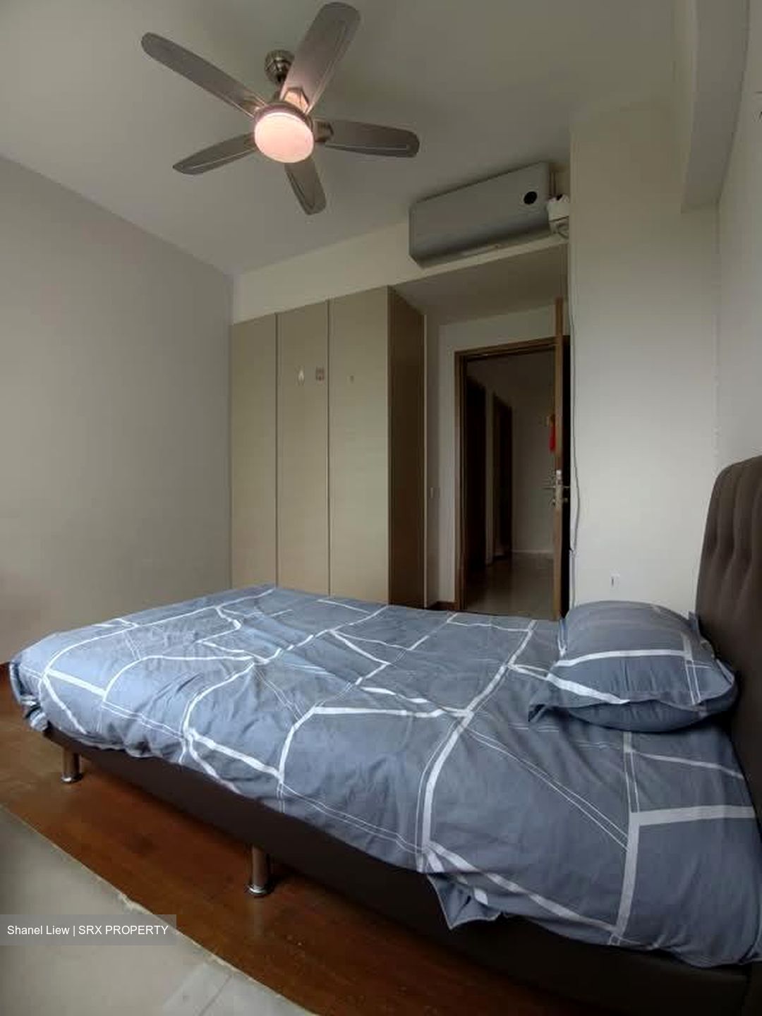 Waterfront Waves (D16), Condominium #533213221